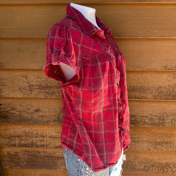 St. Johns Bay Red Plaid Short Sleeve Button-Up Womens Shirt Size L Cotton Casual - Picture 8 of 8